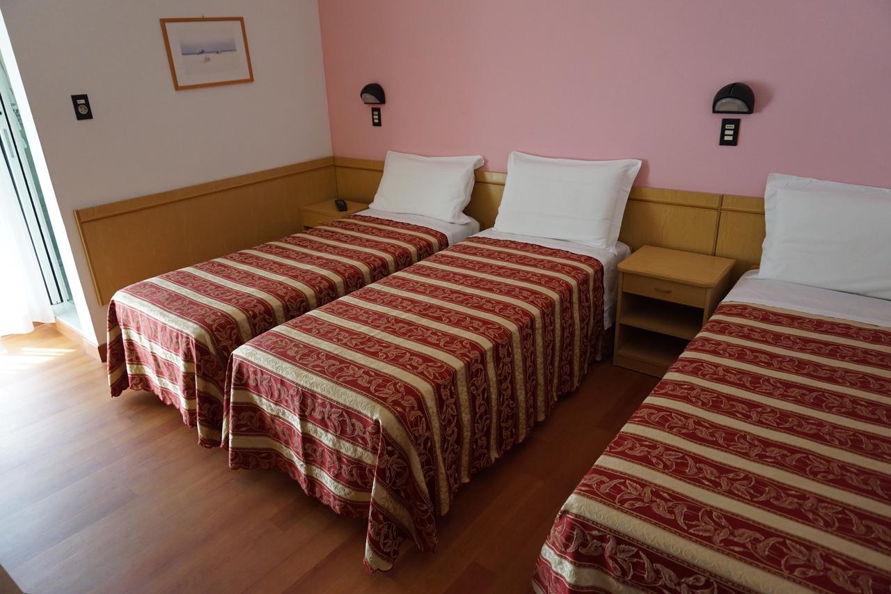 Hotel Angelus Rimini Exterior photo
